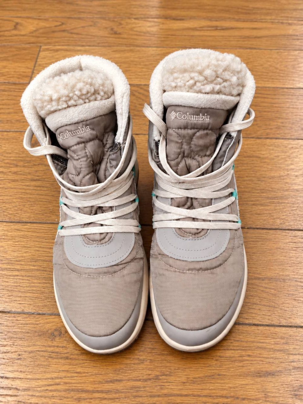 Columbia Women's Light Taupe Winter Lace-Up Sherpa Boots Size 10